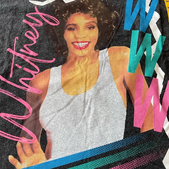 NWT! Whitney Houston Ladies Soft Short Sleeve Licensed Band Tee, Sz M - Picture 4 of 5